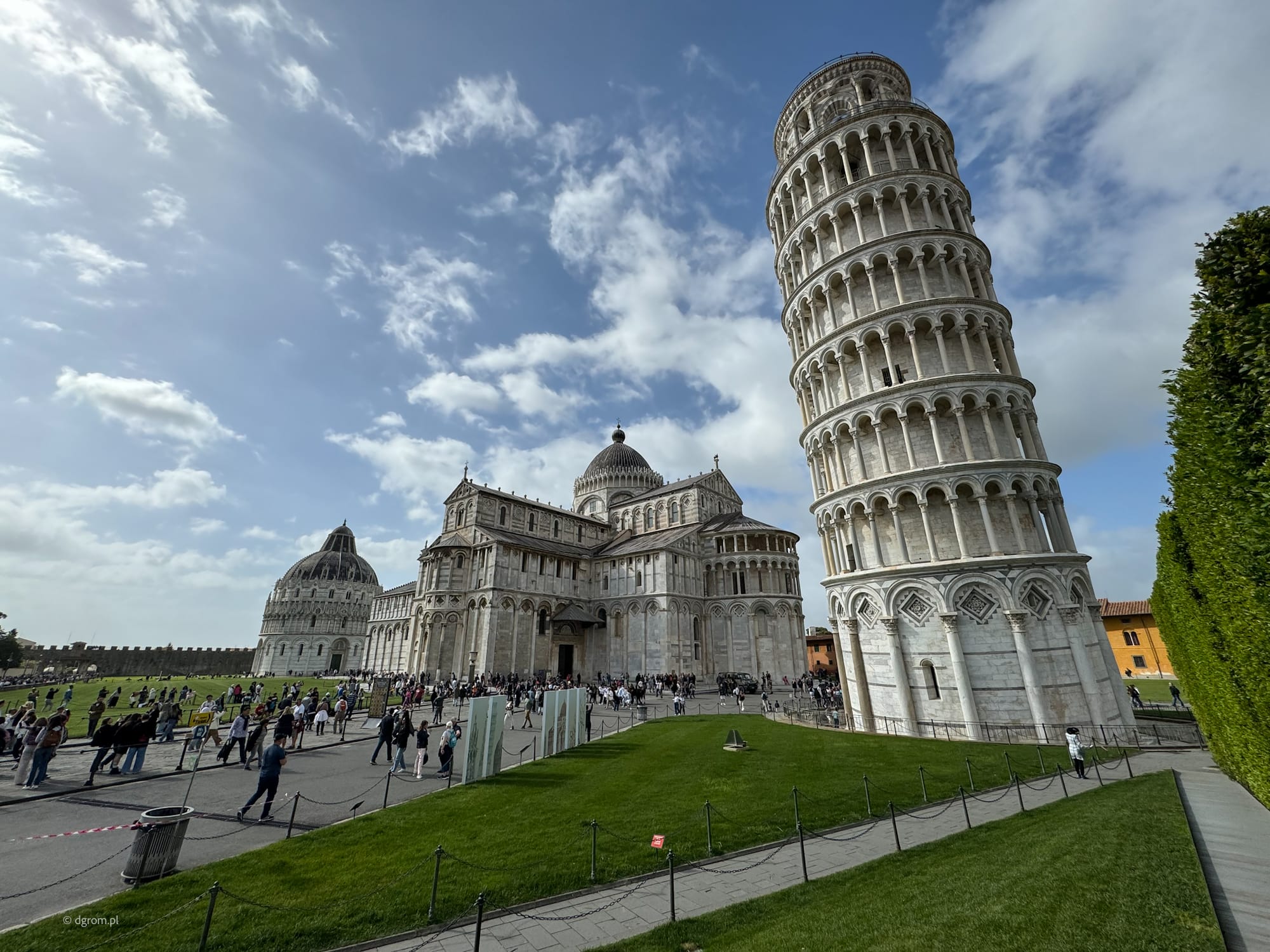 Wieża - ta krzywa ( Pisa )
